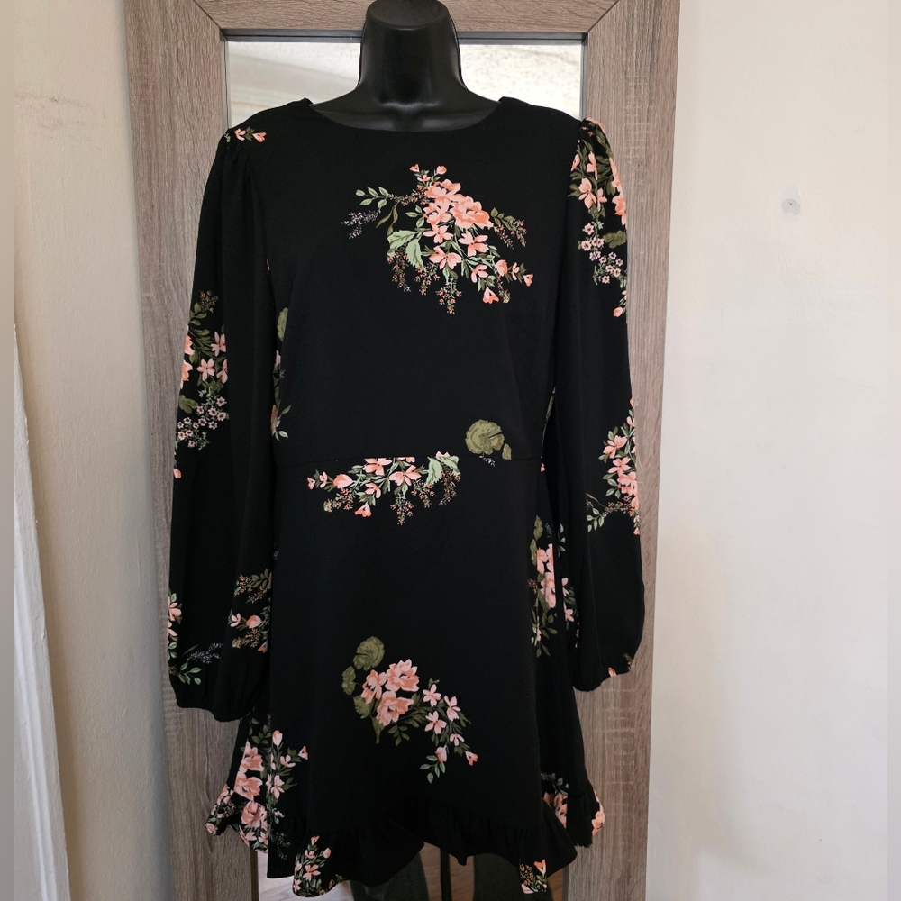 ☆Sugar + Lips Jasleen Floral Ruffle Flounce Mini Dress☆ - Picture 2 of 3